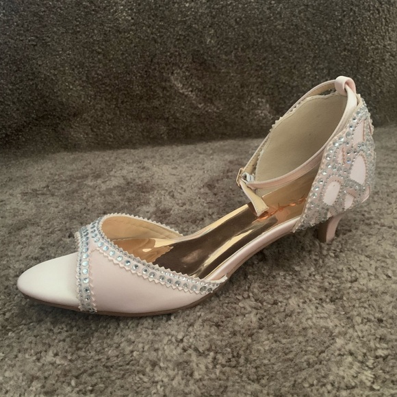 🗼 Gorgeous Pumps with Rhinestone - Picture 7 of 12